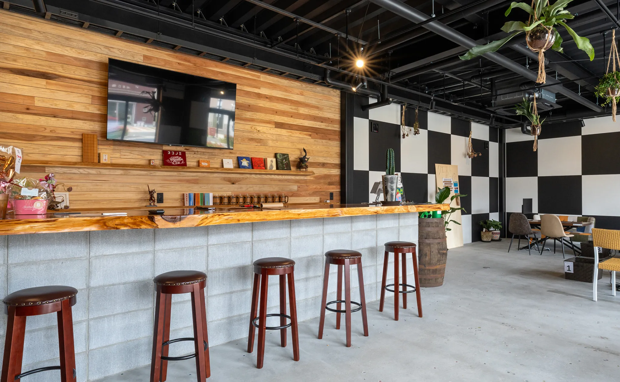 ＥＳｂａｒ（加古郡）